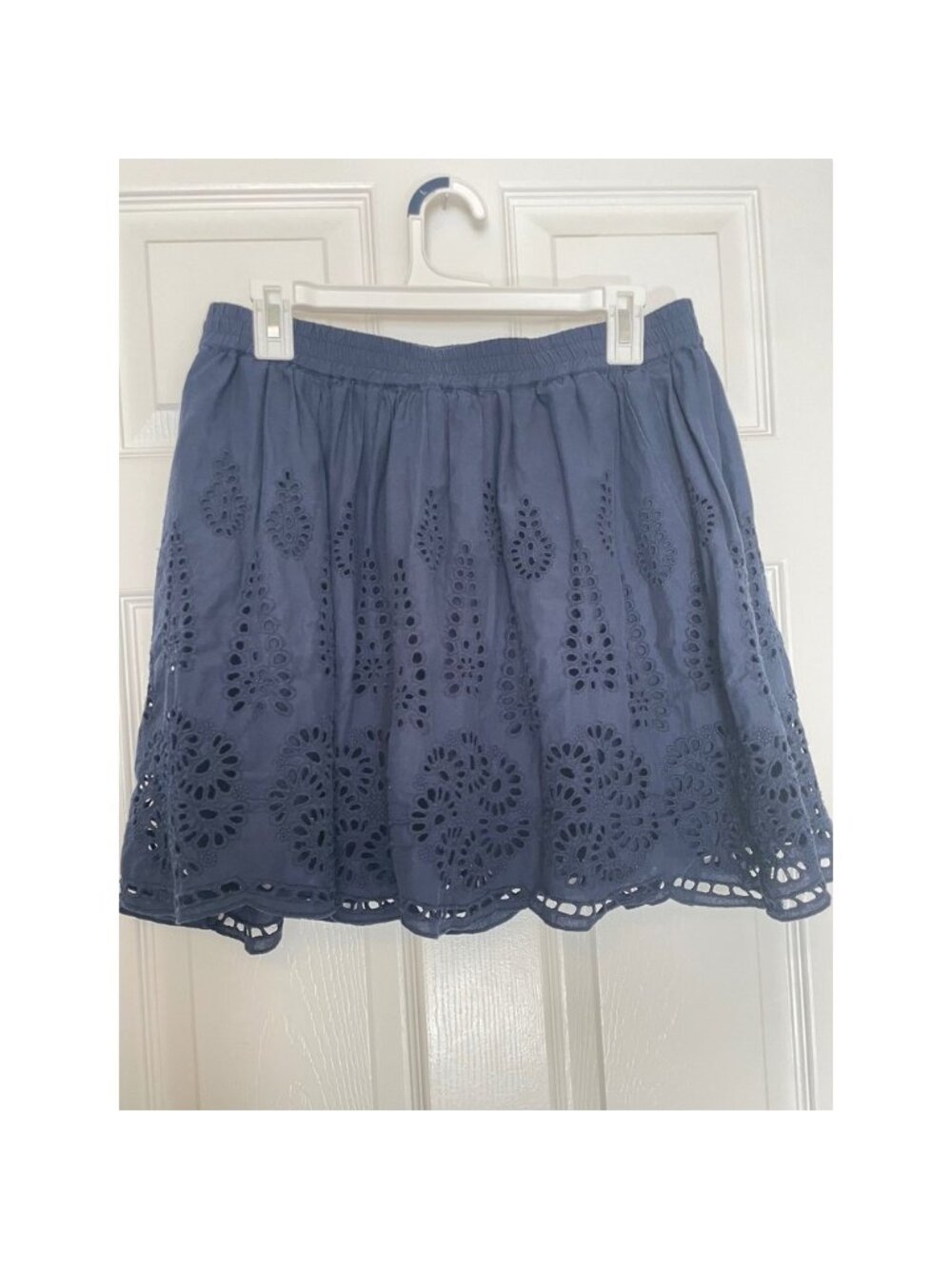 Mini Skirt Size L - Picture 2 of 3